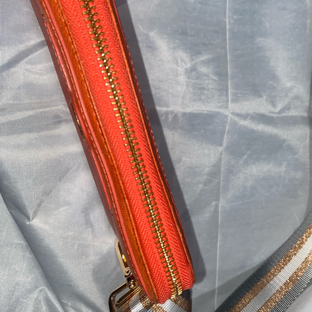 Sold‼️Tory Burch Burnt Orange Leather Zippy Wallet bar Crossbody Conversion - Picture 7 of 12